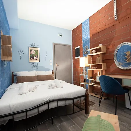 Kk75corner Cenere سالونيك