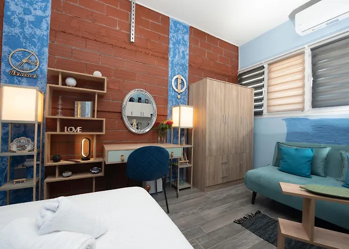 Kk75corner Cenere Salonic