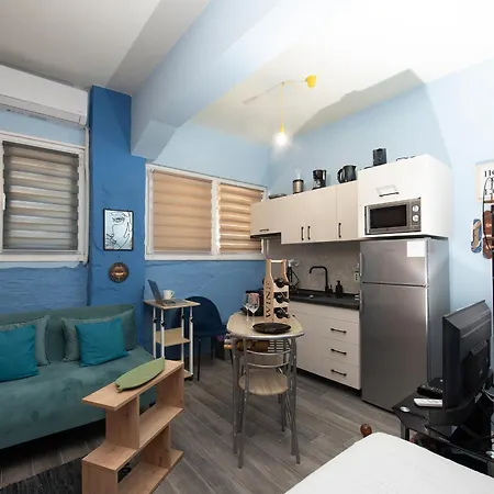 Kk75corner Cenere * Thessaloniki